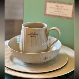 Sophie Conran for Portmeirion 4 piece place setting, White Oak, Pebble